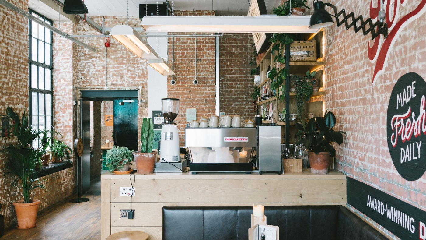 How to style vintage fluorescent lighting